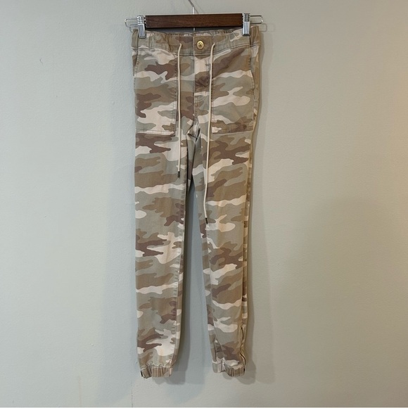American Eagle Women's Next Level Stretch Camo Joggers Tan Brown Size XXS 000 - Picture 3 of 8